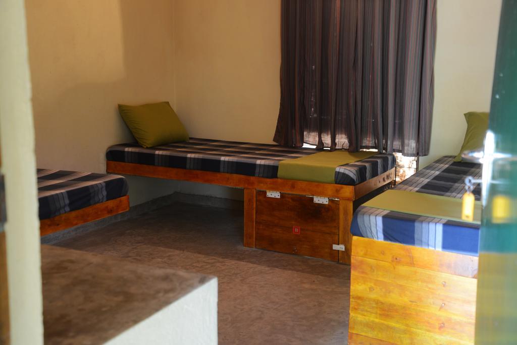 Jungle Beach Hostelウナワトゥナ エクステリア 写真