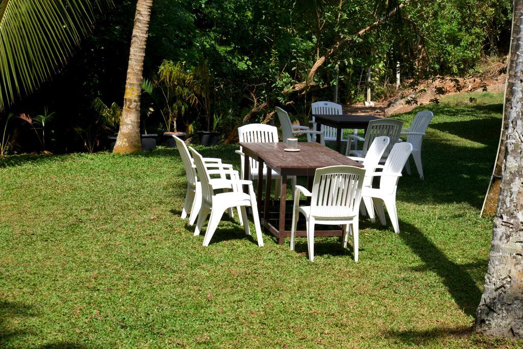 Jungle Beach Hostelウナワトゥナ エクステリア 写真