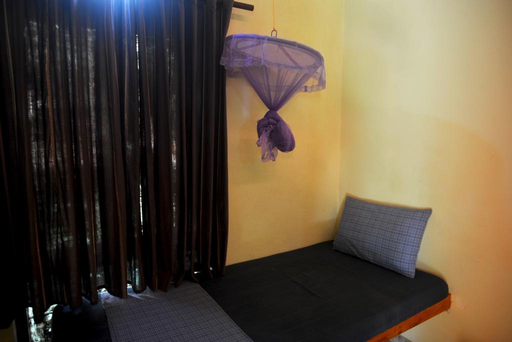 Jungle Beach Hostelウナワトゥナ エクステリア 写真